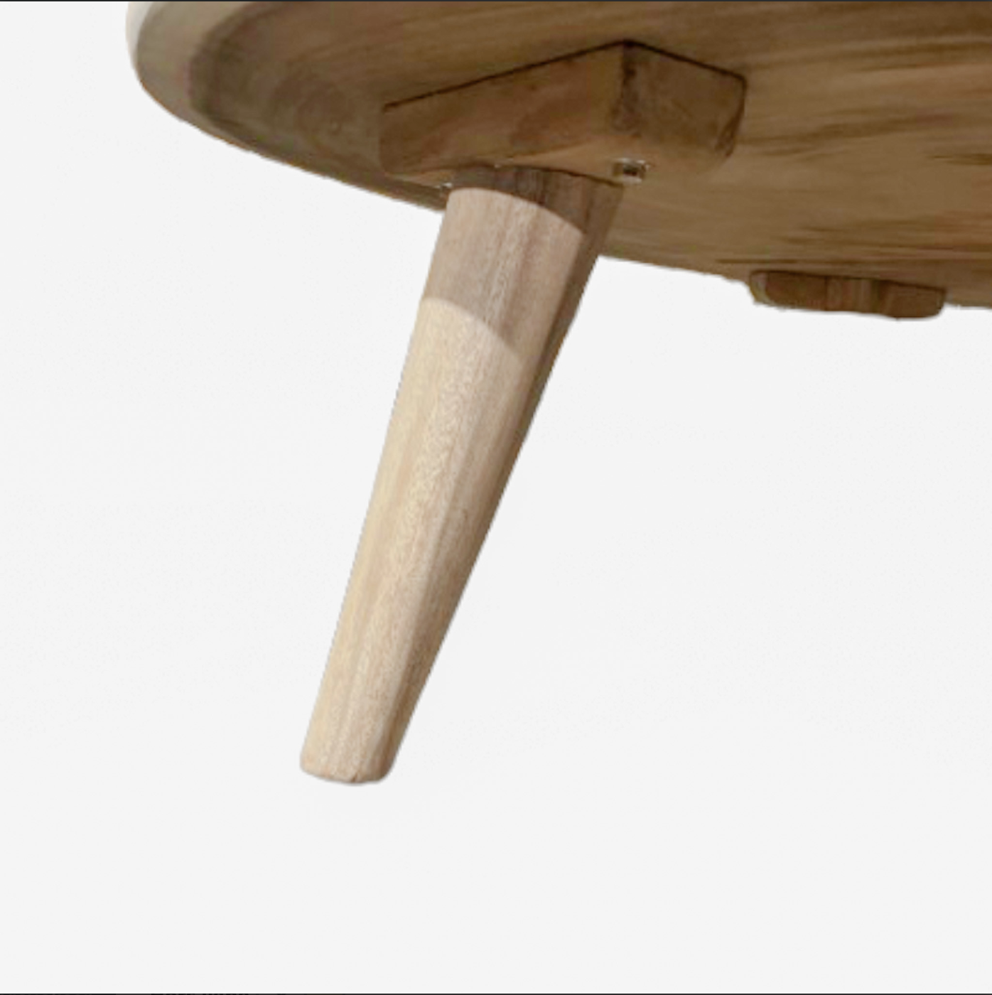 Table ronde cookie en bois de suar massif 172x139 cm