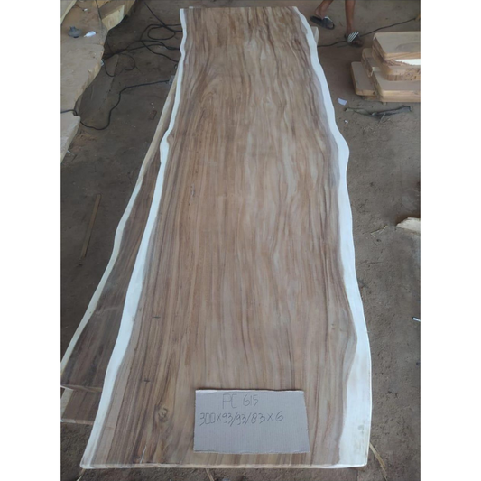 300 x 83-93 cm - Bois de Suar