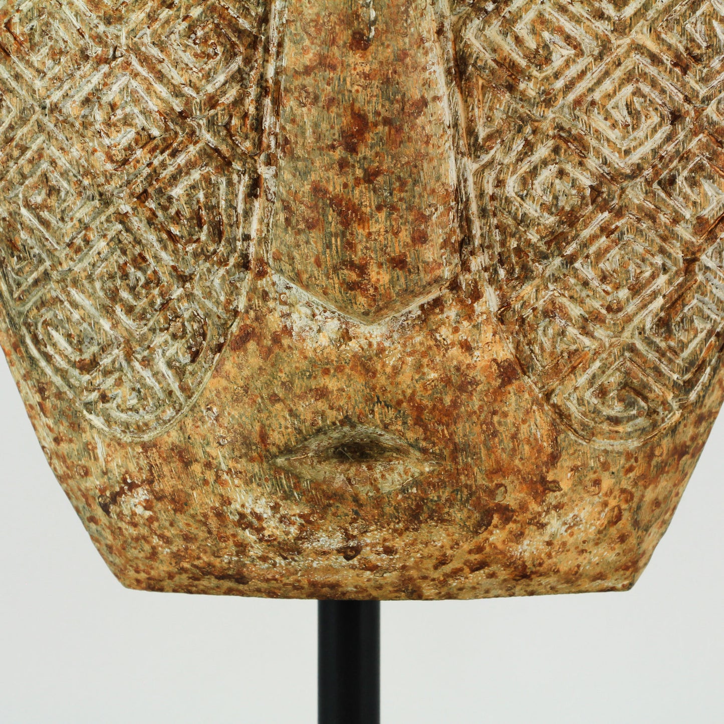 Masque du Timor arrondi