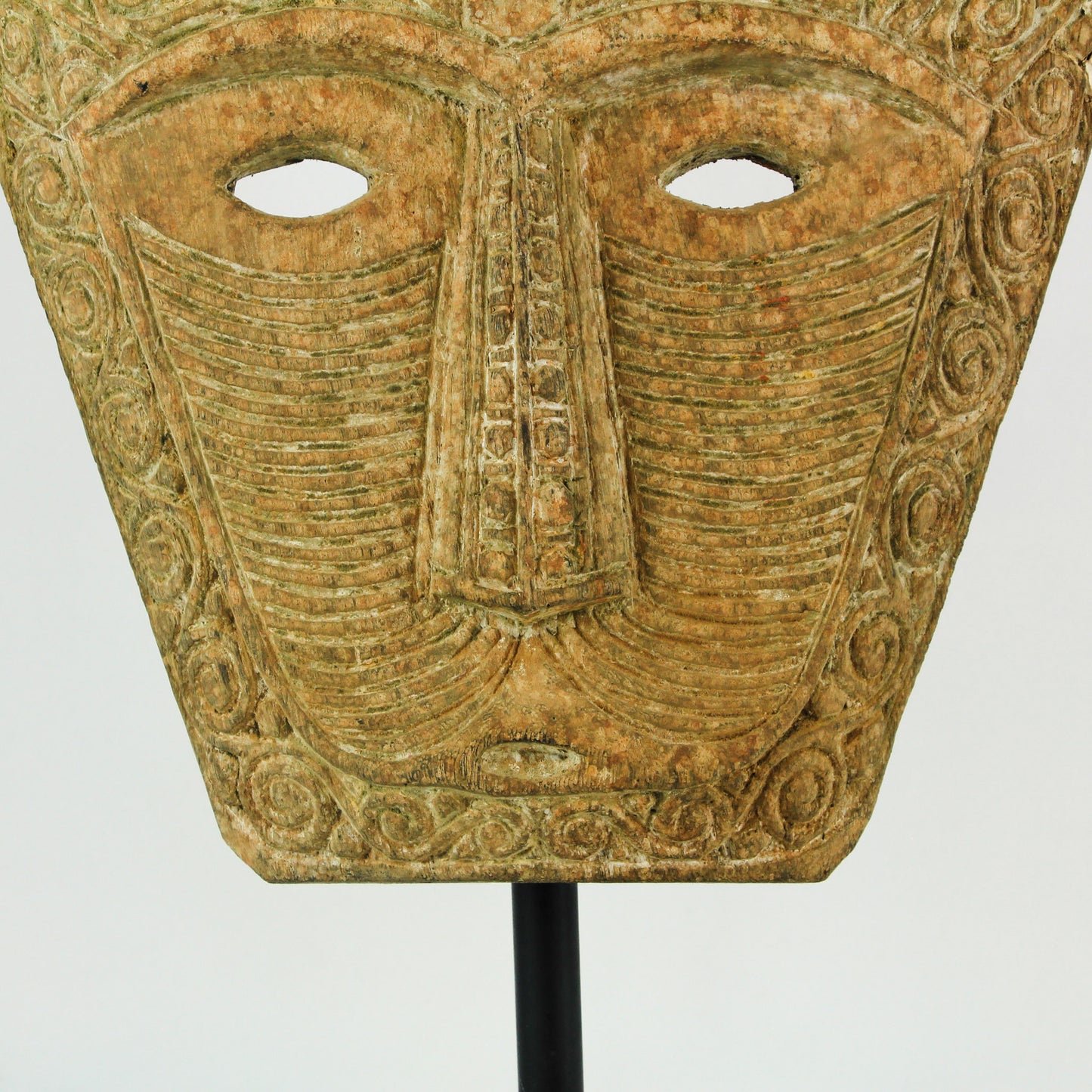 Masque du Timor pointu