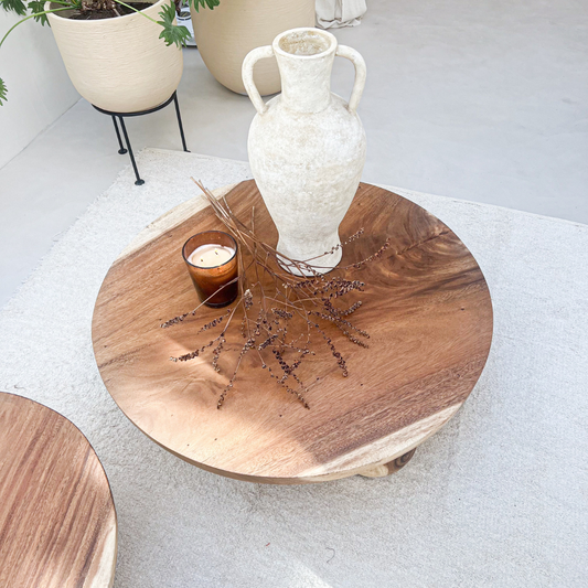 Table basse en suar massif ronde pieds boules 100 cm