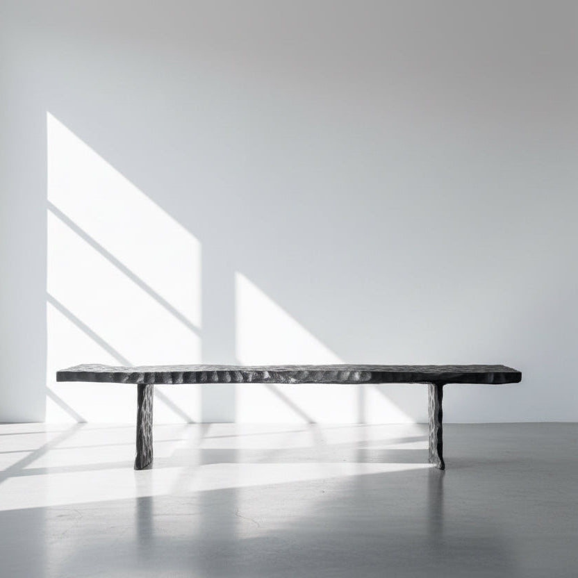 Banc en litchi martelé (194 x 40 x 40 cm)