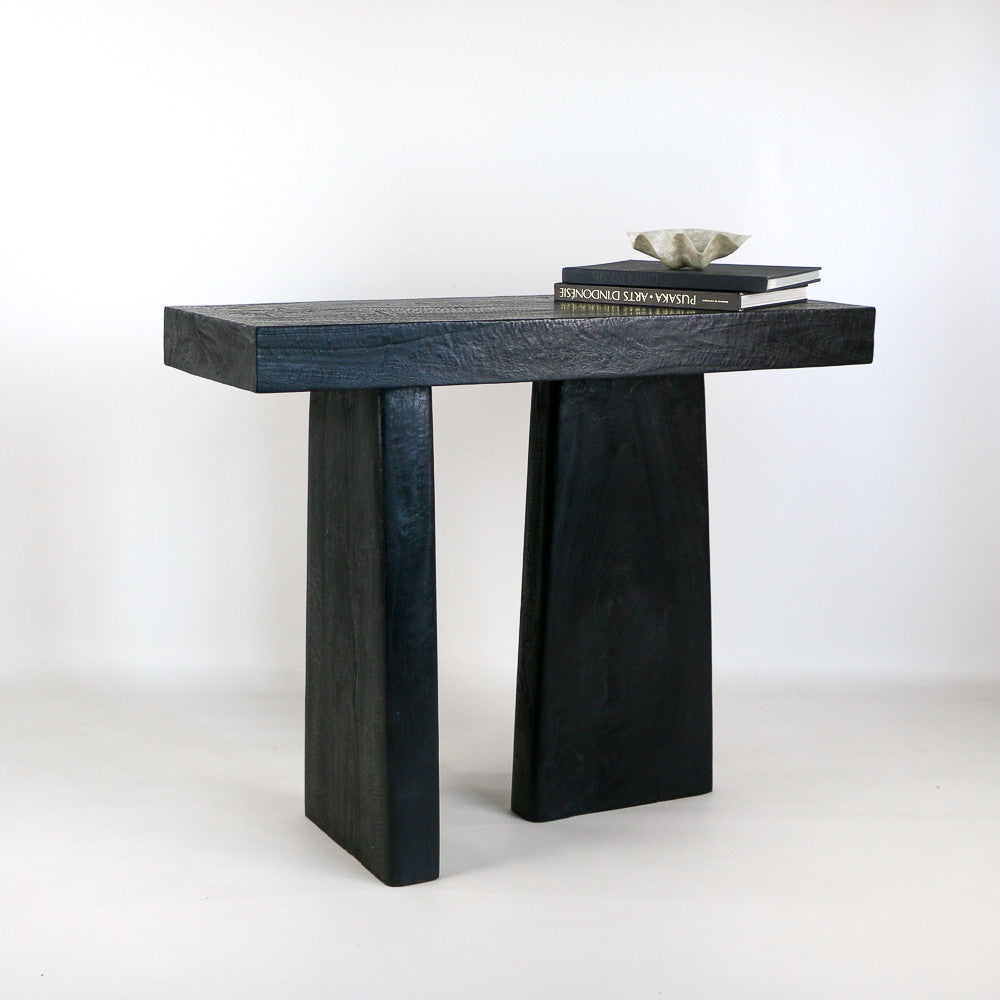 Console Wira