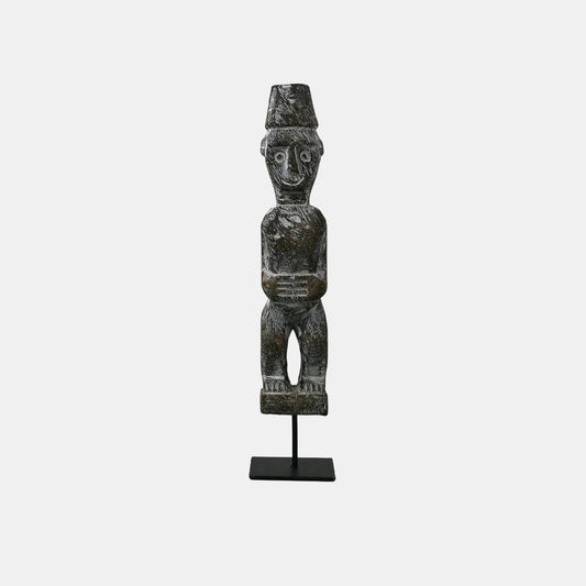 Statuette en bois sur socle