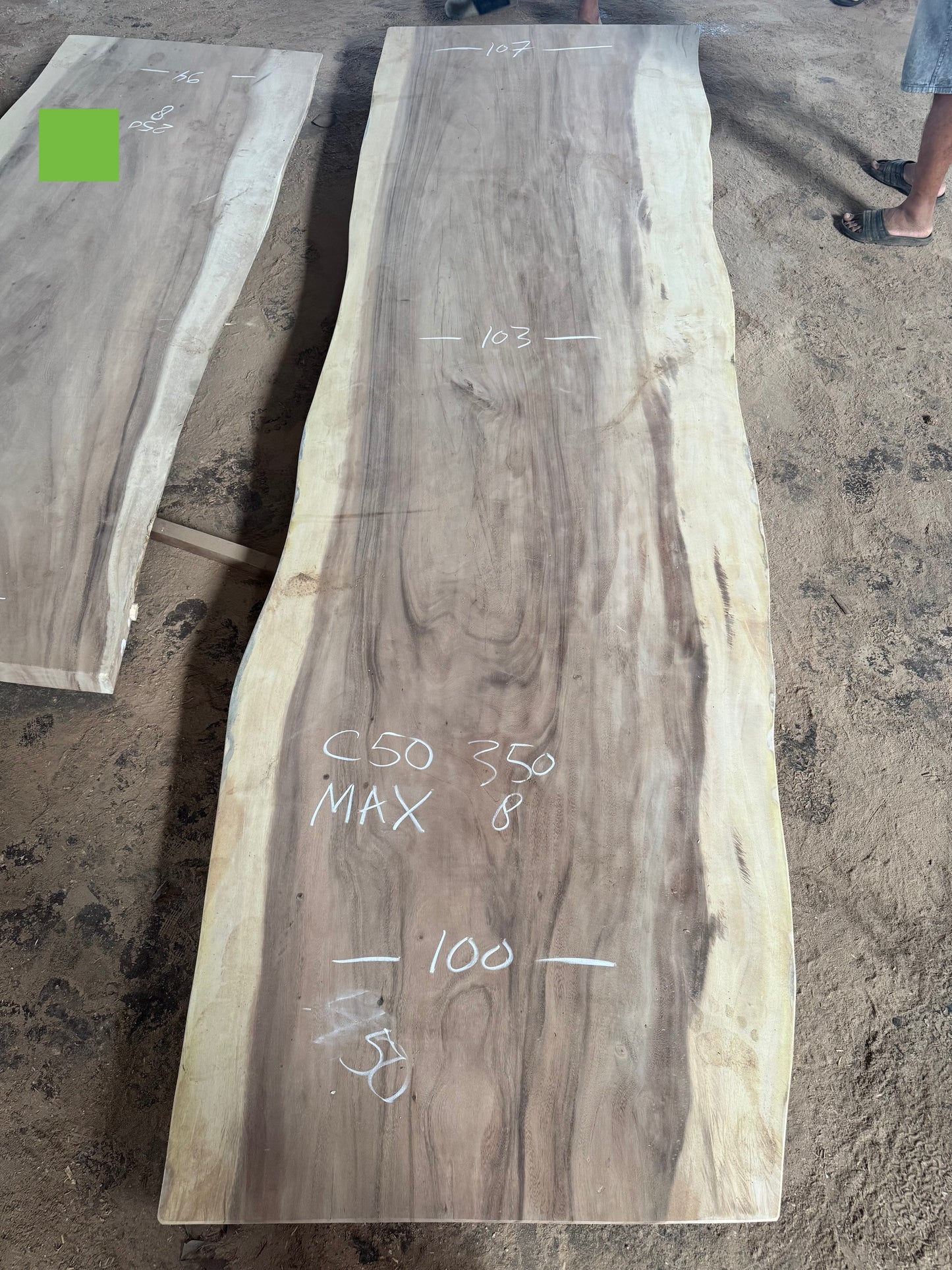 350 x 100 - 107 cm C50