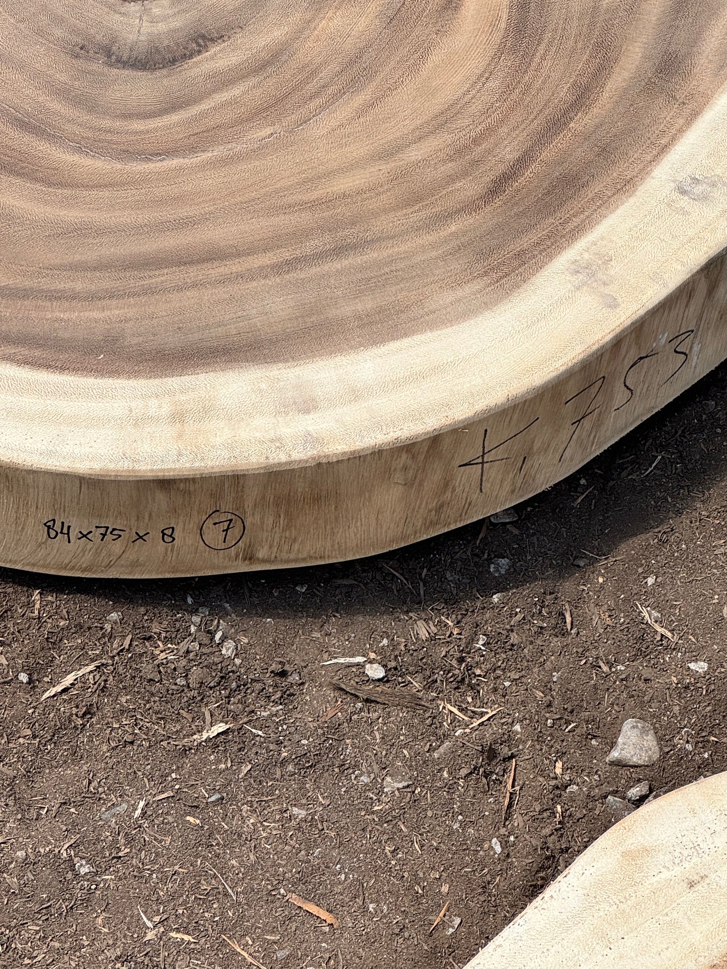 Table basse cookie en bois de suar massif 84 × 75 × 8 cm K753