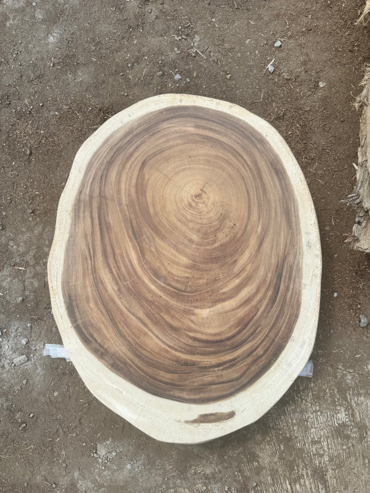 Table basse cookie en bois de suar massif 82 × 64 × 8 cm K838